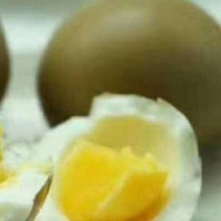 七彩土鸡蛋，富含丰富的卵磷脂，能软化血管